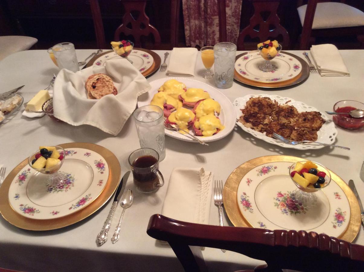 Adair Manor Bed & Breakfast Adairsville Bagian luar foto